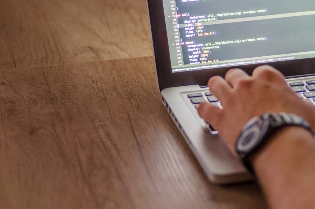 How to Become a Web Developer in 2025